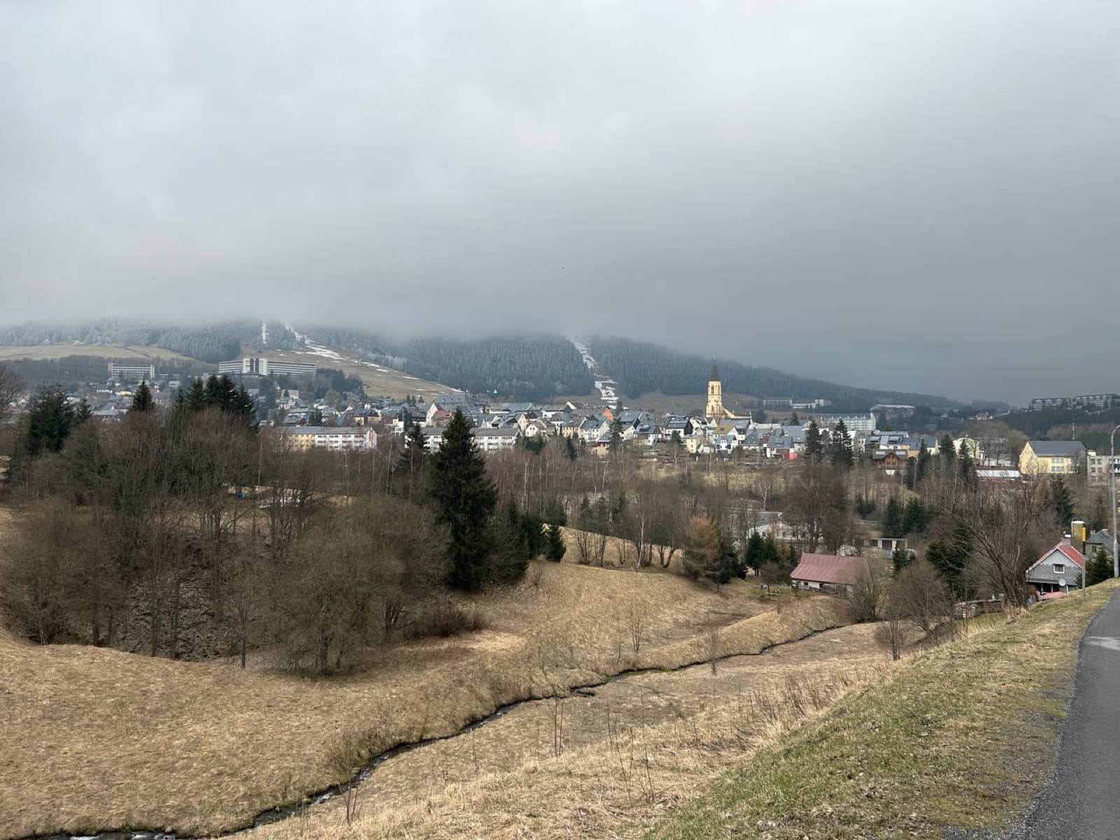 Hiking to the Czech-German border