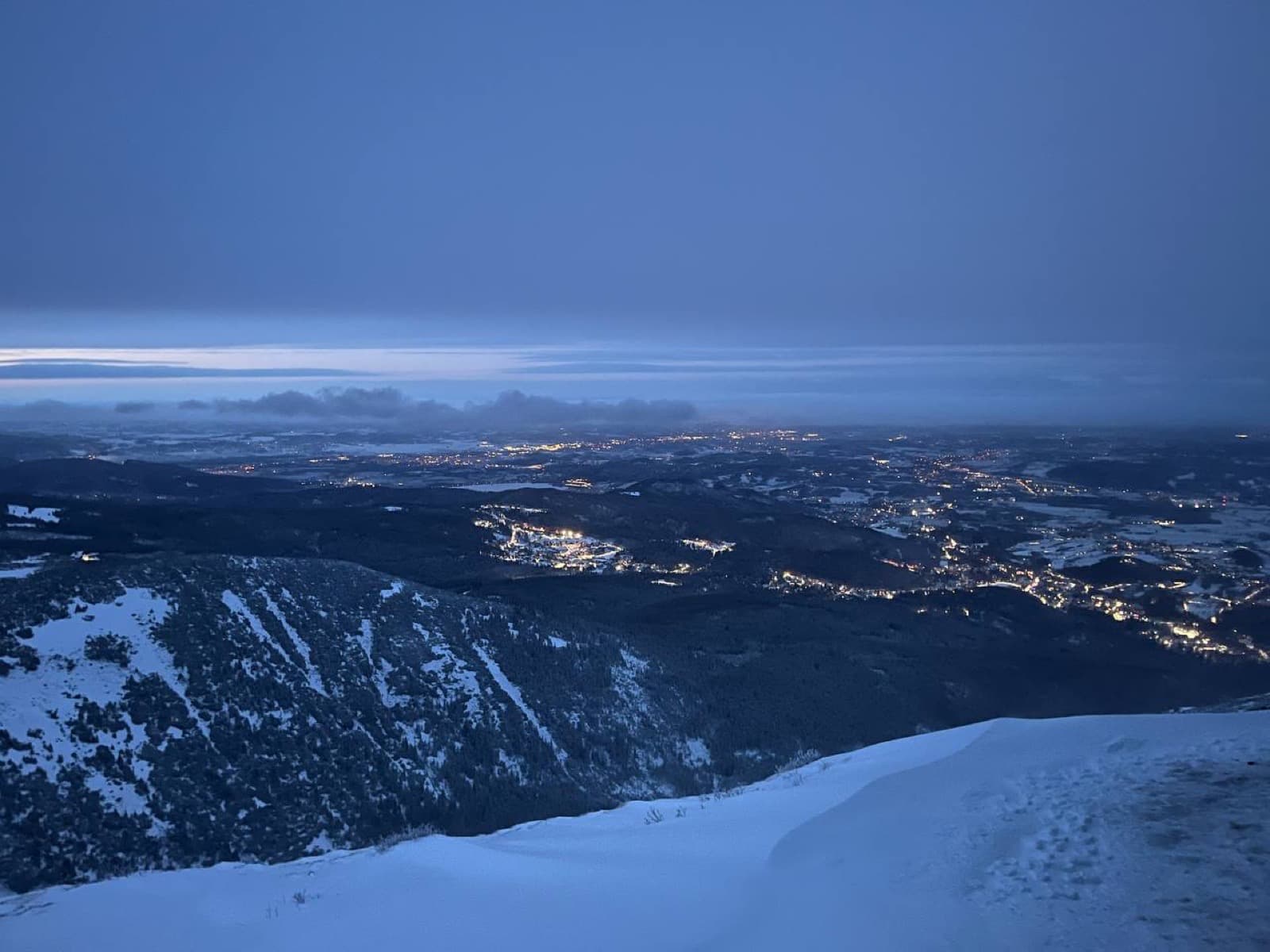 Climbing Sněžka
